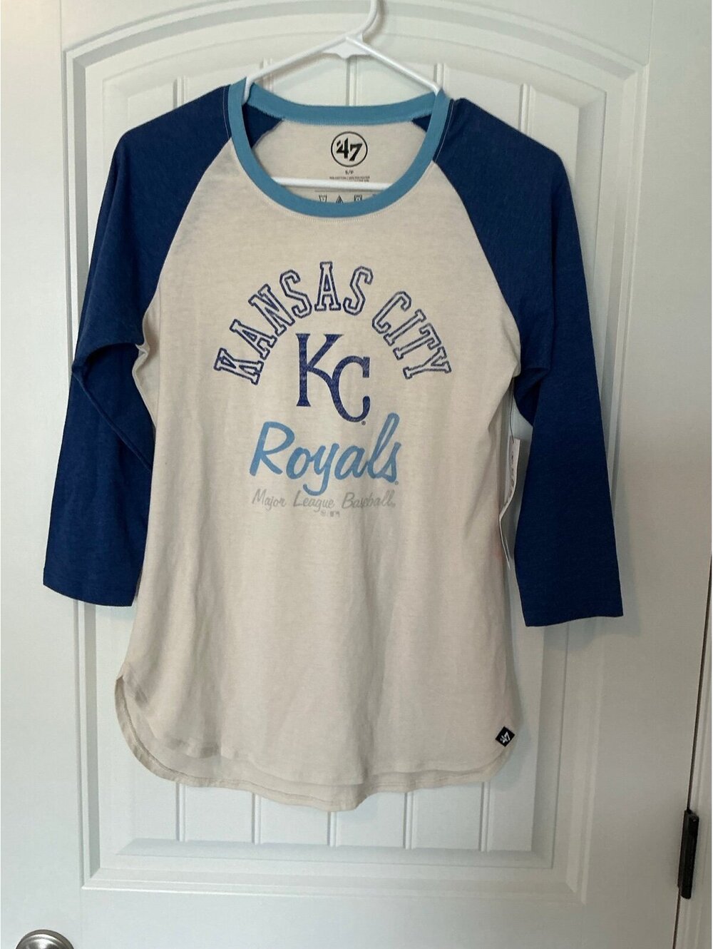 NWT 47 Brand Kansas City Royals Womens Long Sleeve Raglan Shirt size small